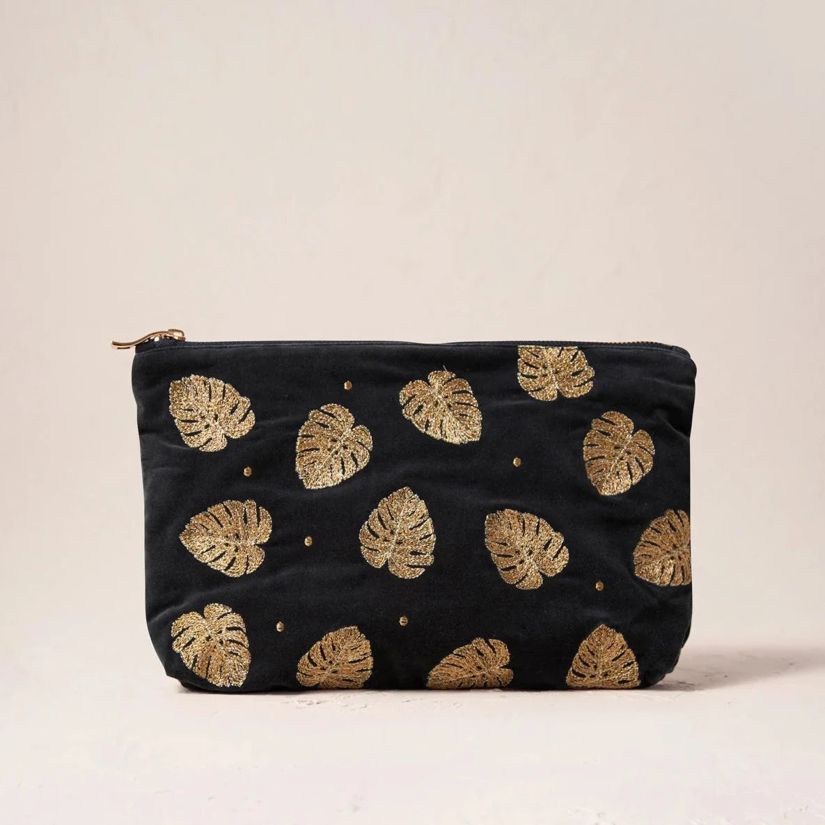 GOLD JUNGLE LEAF CHARCOAL VELVET EVERYDAY POUCH