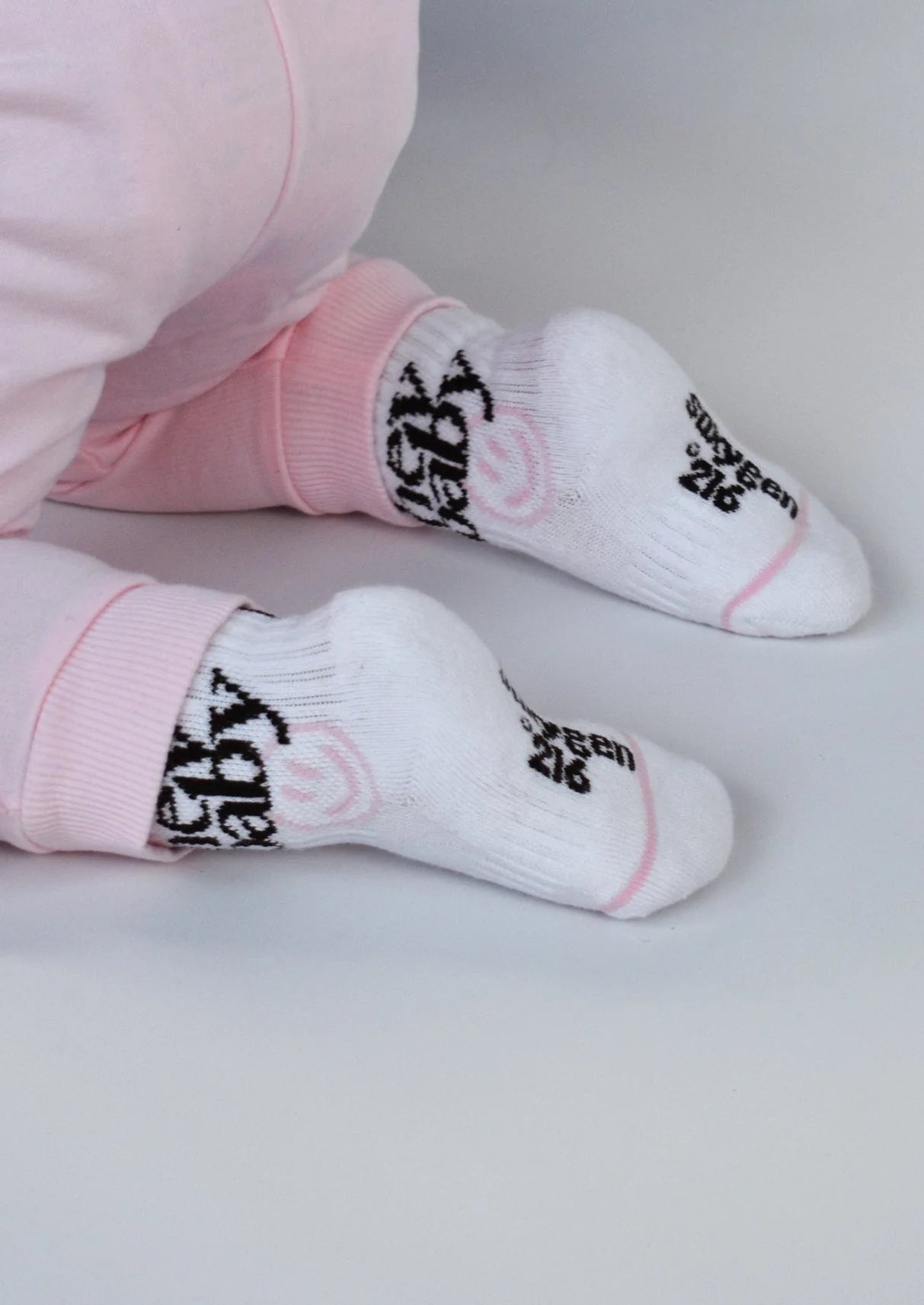 SOXYGEN 216 HEY BABY SMILE PINK SOCKS